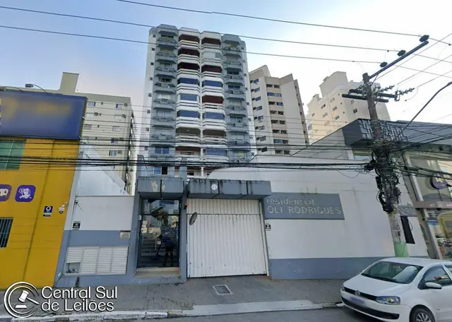 Fração de 25% sobre Apartamento nº 104, no Edifício Oli Rodrigues, em Brusque/SC