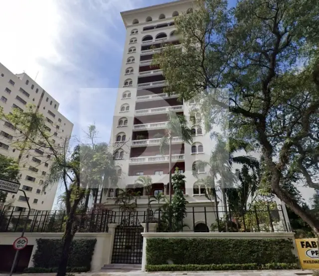 Apartamento - 519,44 m² - 7 vaga(s)