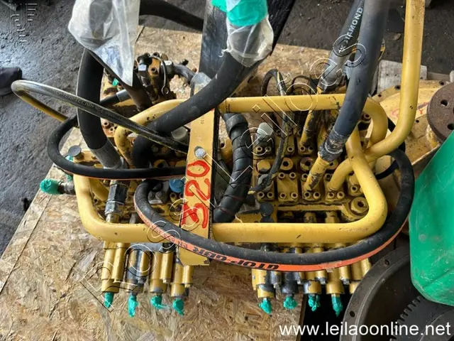 COMANDO HIDRAULICO CAT 320D