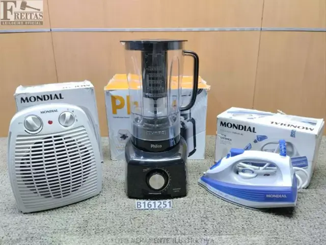 LOTE COM 01 LIQUIDIFICADOR PHILCO PH900 3 LITROS COM 12 VELOCIDADES E PULSAR POTÊNCIA DE 1200W COR…
