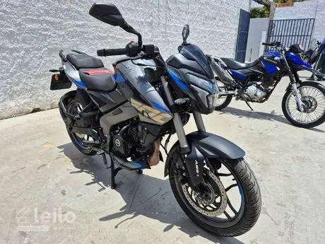 BAJAJ/DOMINAR NS200