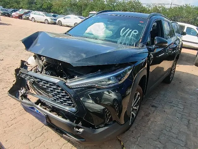 TOYOTA - CCROSS XRE 20