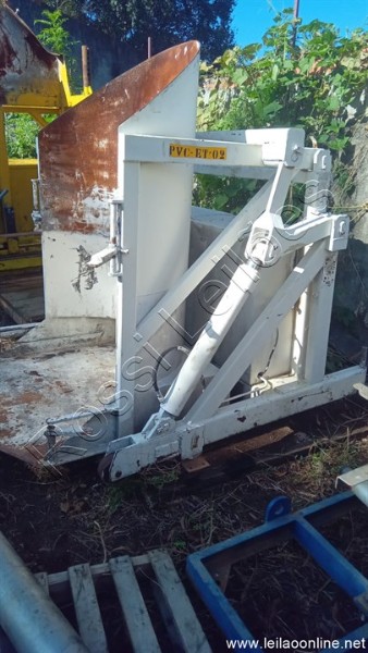 ELEVADOR DE CARGA - CAPACIDADE 800 KGS