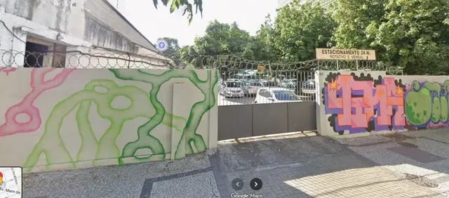 IMÓVEL COMERCIAL localizado na Av. Henrique Valadares nº 74 - Praça Cruz Vermelha na cidade do Rio de Janeiro/RJ