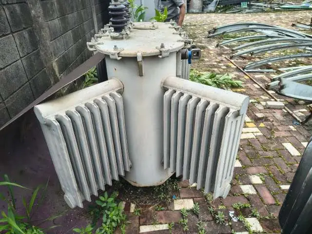 Transformador trifásico União 225 KVA