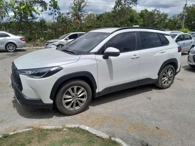 TOYOTA - CCROSS XR 20