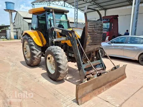 TRATOR AGRICULA VALTRA A990R