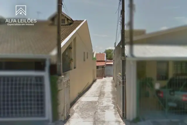 Casa à Venda