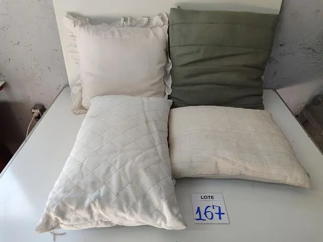 LEILÃO DOS BENS DE APARTAMENTO DECORADO DEPÓSITO TEGRA REF 165