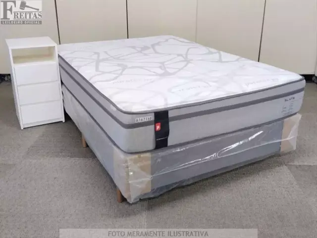 LOTE COM CAMA BOX CASAL