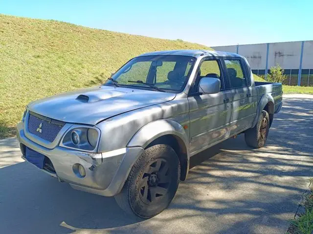 MMC - L200 SPORT 4X4 HPE