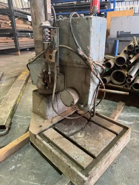 FURADEIRA DE COLUNA YADORA FY A 38
