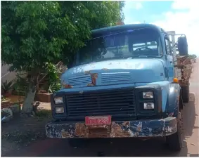 CAMINHÃO MERCEDES
