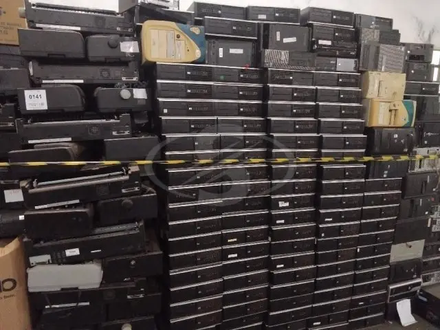 APROXIMADAMENTE 1.500 SUCATAS DE INFORMÁTICA