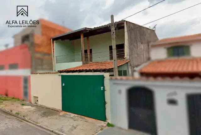 Sobrado à Venda