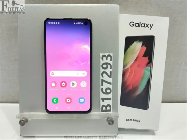 LOTE COM 01 SMARTPHONE SAMSUNG GALAXY S10E SM-G970F 128GB 6GB RAM COM BATERIA RQ8M30BPP1Z