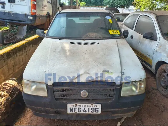 SUCATA- FIAT/UNO MILLE FIRE - 2004/2004 (NO ESTADO)