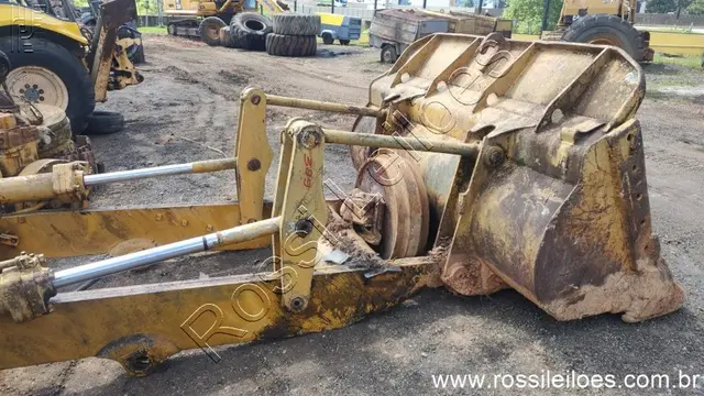 CONCHA COM H E PISTÕES CAT 955L