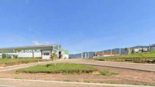 33,32% do Imóvel Comercial, Andradas/MG