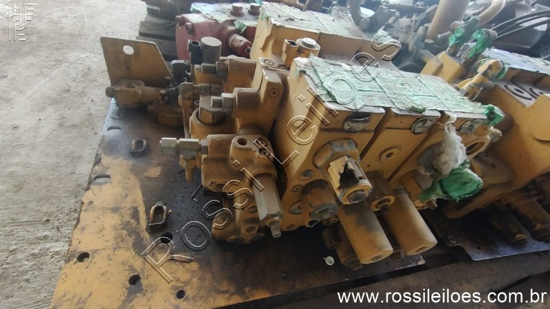 COMANDO HIDRÁULICO CATERPILLAR 966H