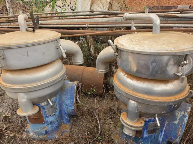 LOTE C/ 4 CENTRÍFUGAS DX 409 ALFA LAVAL - TODAS SEM MOTOR