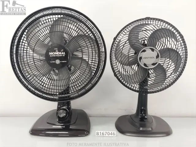 LOTE COM 02 VENTILADORES DE MESA 6 HÉLICES (1- MONDIAL SUPER POWER VSP-40-B 40CM 140W 220V 60HZ…