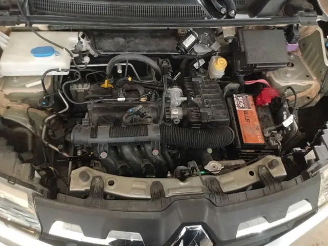 RENAULT / KWID INTENSE 1.0 12V MEC FLEX 2023/2024