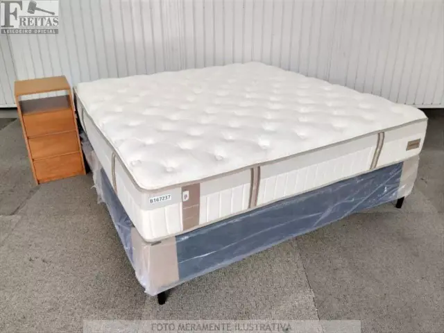 LOTE COM CAMA BOX KING