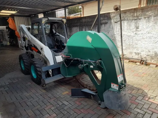Implemento Valetadeira de asfalto Paladin RS24 2014 - Abre valas de aprox