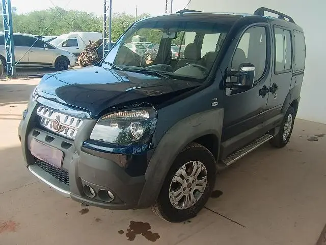 FIAT - DOBLO HLX 1.8 MPI FLEX 5P