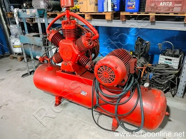 COMPRESSOR DE AR COMPRIMIDO - WAYNE W900 - 425 LITROS 15 HP 220/380V