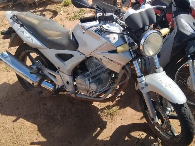 HONDA/CBX 250 TWISTER, 04/05
