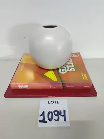 LEILÃO DOS BENS DE APARTAMENTO DECORADO DEPÓSITO TEGRA REF 165