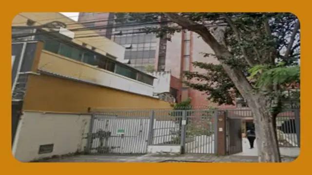 Vaga de garagem no 33, do Edifício Brickell Center, na R. Padre Marinho, 37 - Santa Efigênia, Belo Horizonte - MG__