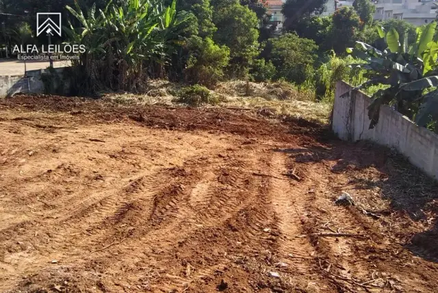 Terreno á Venda