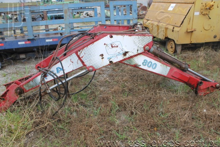 BRAÇO DE TRATOR - Aprox. 680Kg