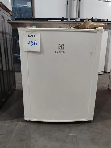 LEILÃO DOS BENS DE APARTAMENTO DECORADO DEPÓSITO TEGRA REF 165
