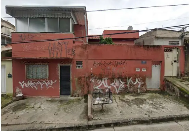 Imóvel c/ terreno de 360m², 04 casas residenciais e edificação c/ 03 cômodos | B. Boa Vista, Belo Horizonte/MG