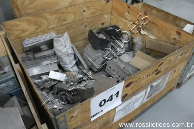 DIVERSAS PEÇAS DE ALUMINIO E INOX