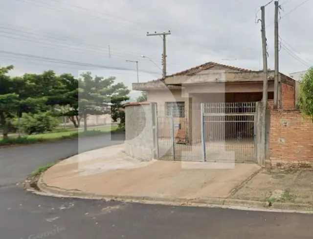 Casa - 147,8 m² (a.c.) e 219,2 m² (a.t.)