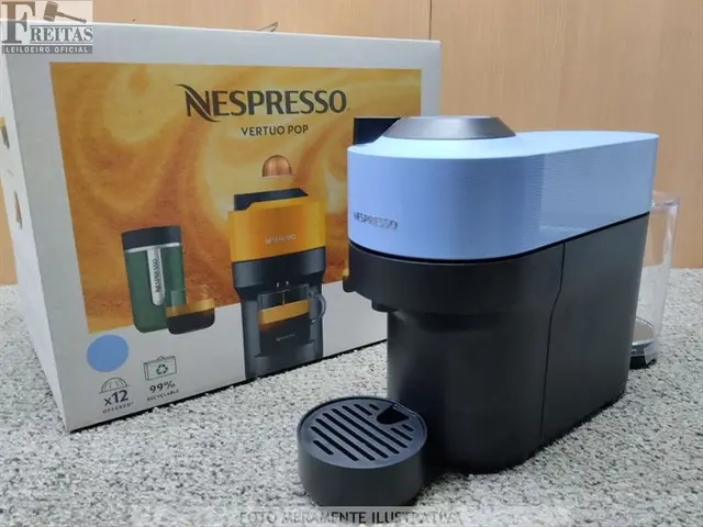 LOTE COM 01 CAFETEIRA NESPRESSO VERTUO POP 1300W GDV2 BLUE 220V 60HZ