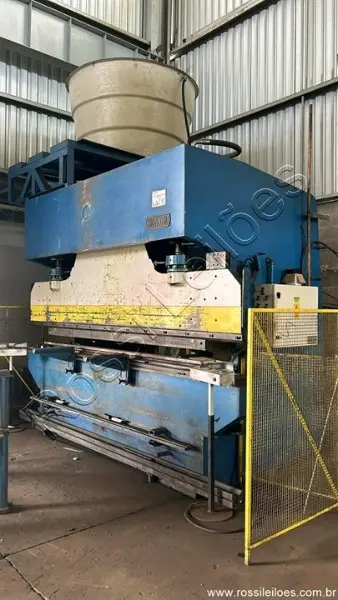 Dobradeira Rio Negro 4000 x 300 Ton