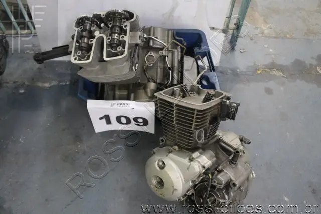 2 MOTORES DE MOTO HONDA