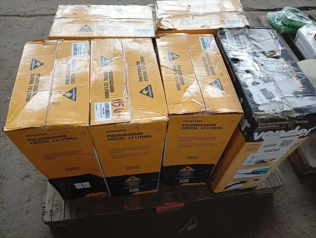 5 UN PULVERIZADOR COSTAL COYOTE 12 LITROS, PULVERIZADOR COSTAL AGRÍCOLA VONDER PC020 20L
