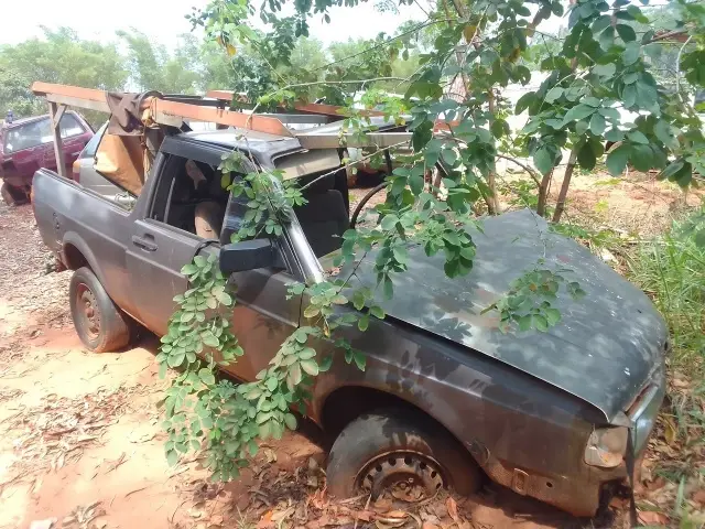 VW/SAVEIRO CL 1.8 – 94/94 – Campo Grande/MS