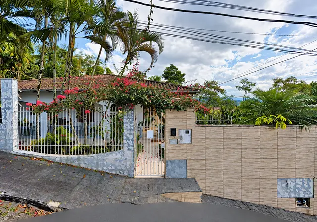 Casa com 383,82 m² - Salto do Norte