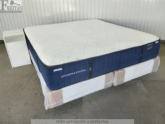 LOTE COM CAMA BOX KING
