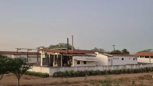 IMÓVEL EM CATURITÉ-PB