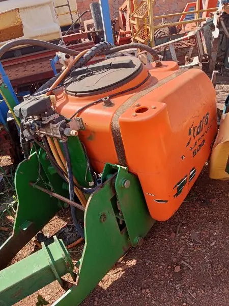 PULVERIZADOR AGRÍCOLA MARCA STARA; CAP. 500L