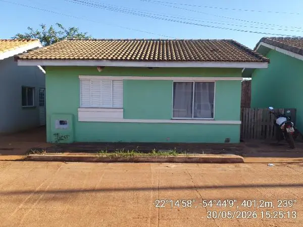 Casa - Área privativa: 43,27 m², Com 2 qt(s) - Localizado(a): RUA TUBARAO, N. 905, CS 06 QD 14 LT B1 - DOURADOS/MS - CEP: 79843230